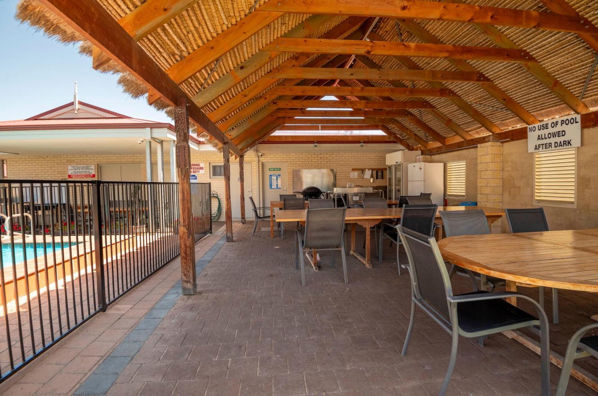 Bunbury Motel And Apartments Extérieur photo