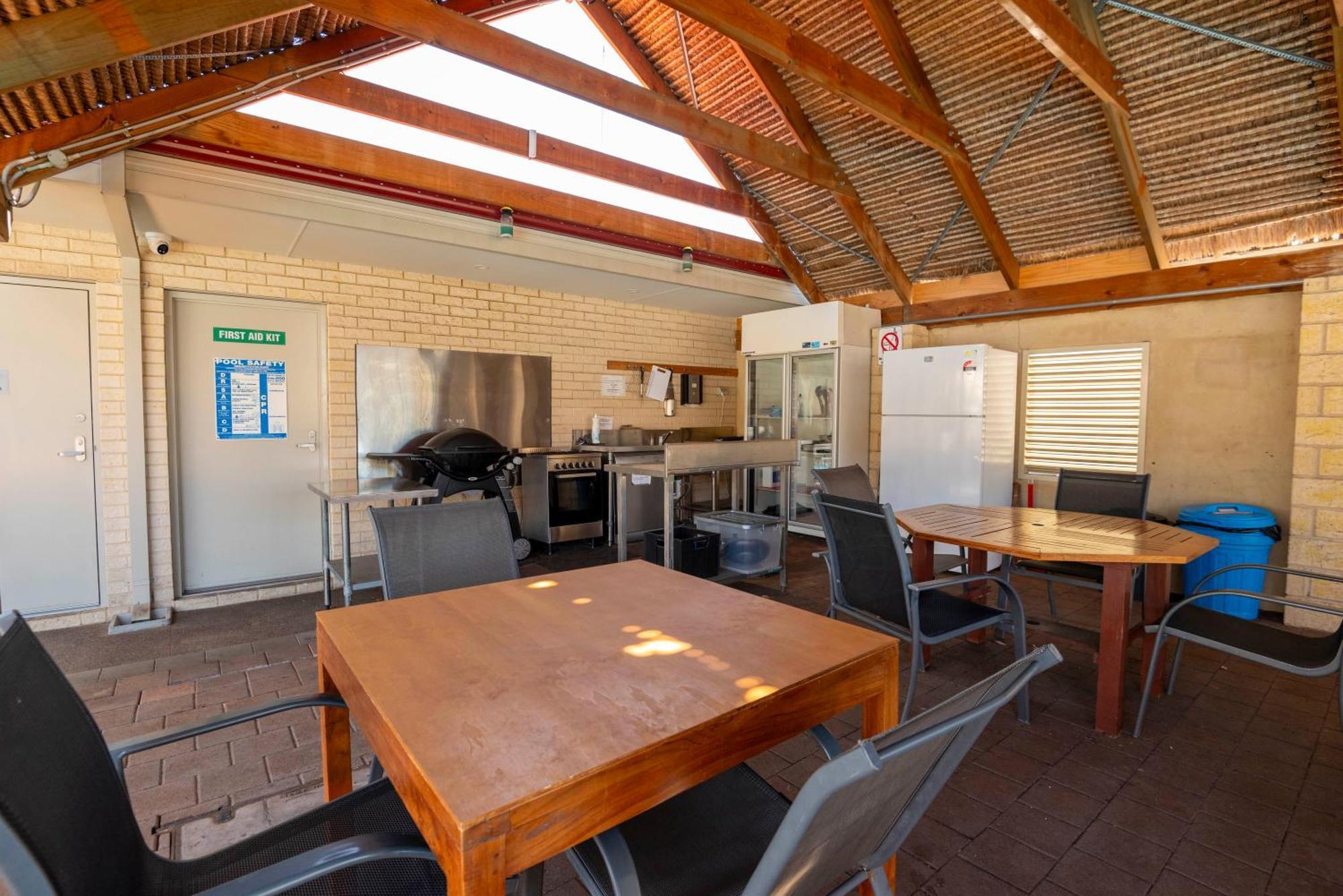Bunbury Motel And Apartments Extérieur photo